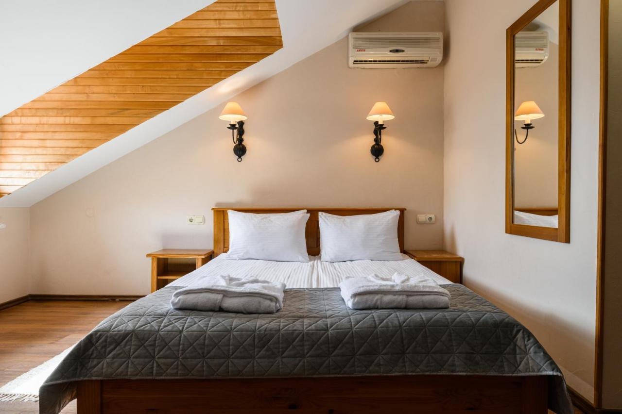 Bogolvar Retreat Otel Antalovtsi
