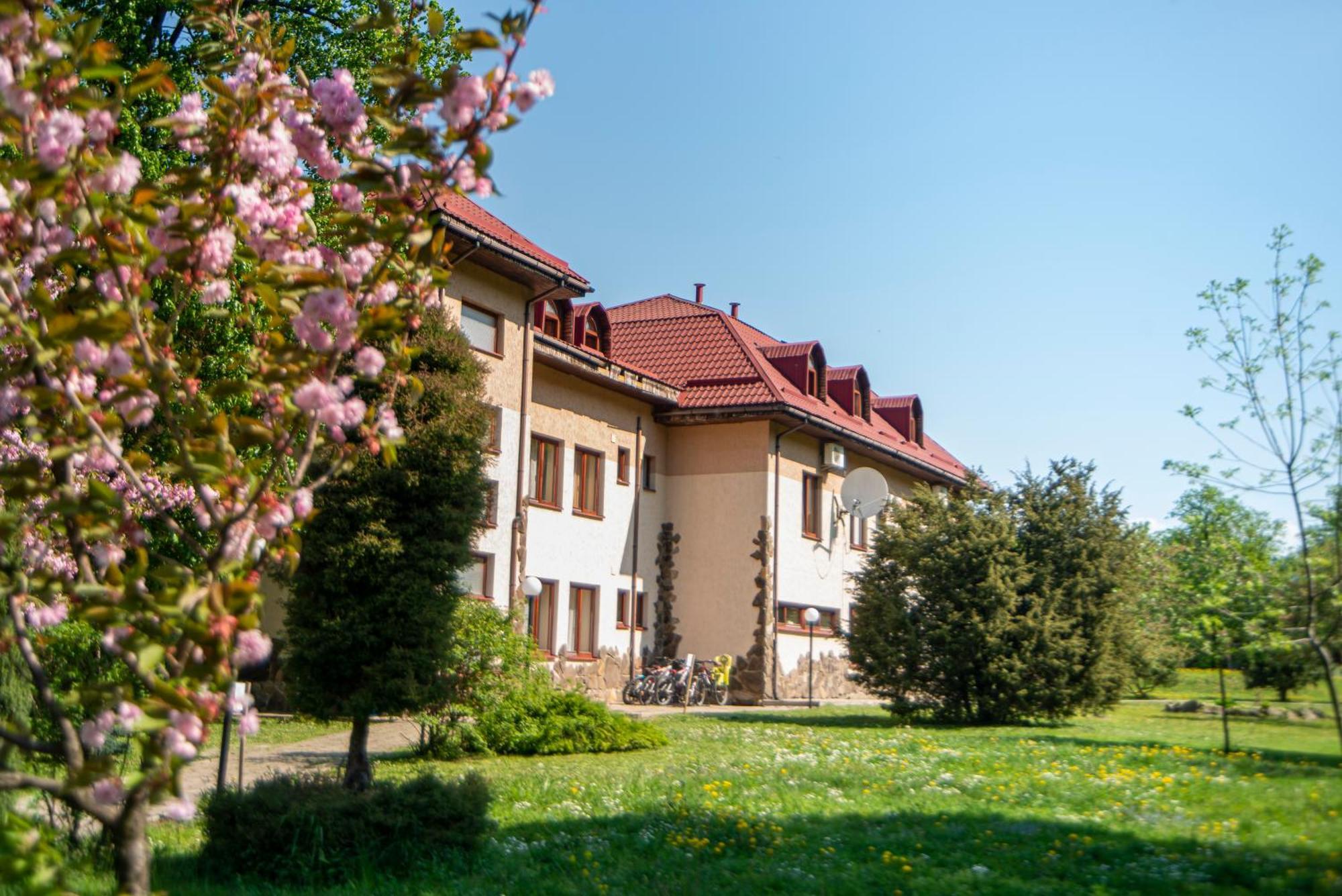 Otel Bogolvar Retreat 3*