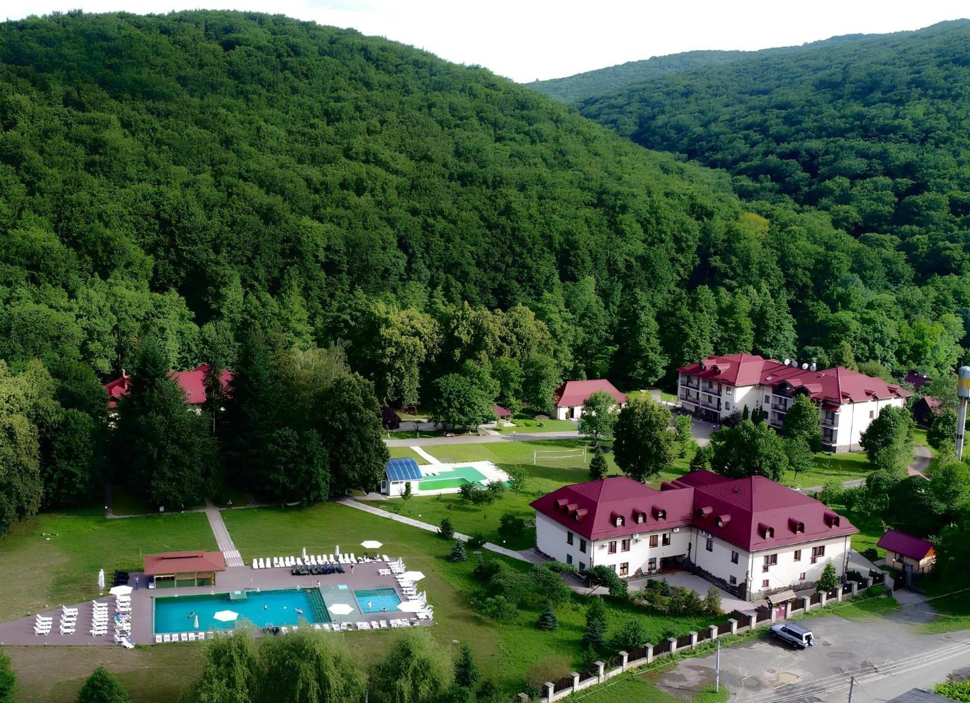 Bogolvar Retreat Otel Antalovtsi